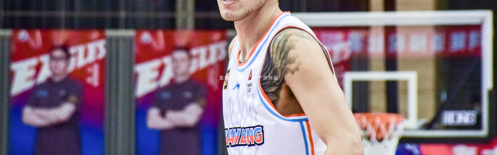 云开体育app下载安装-差劲！陶汉林9投仅2中拿到4分8板 正负值-16最低