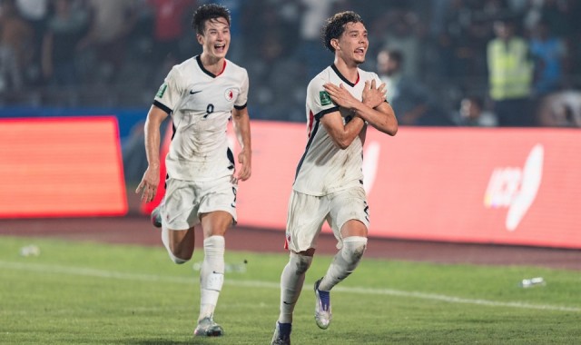 开云投注-亚预赛中国香港4-3险胜孟加拉国，泰山前锋李小恒帽子戏法