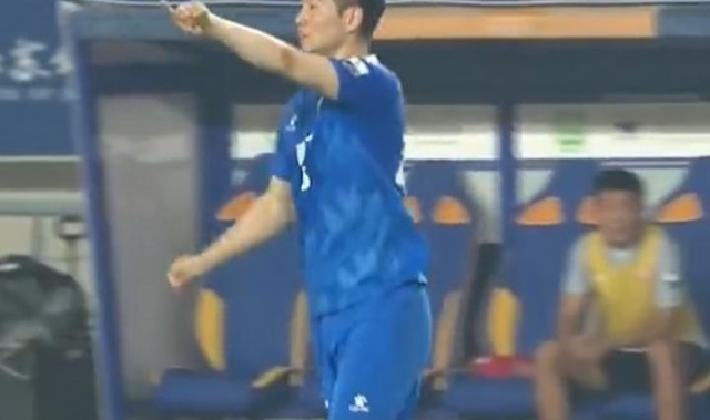 他来了！前国脚吉翔替补登场迎苏超首秀，目前南京0-1落后