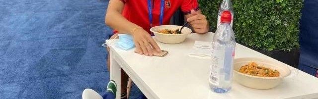 云开体育app下载安装-张奔斗：1000米跑，9岁时的商竣程为何连跑了三趟？